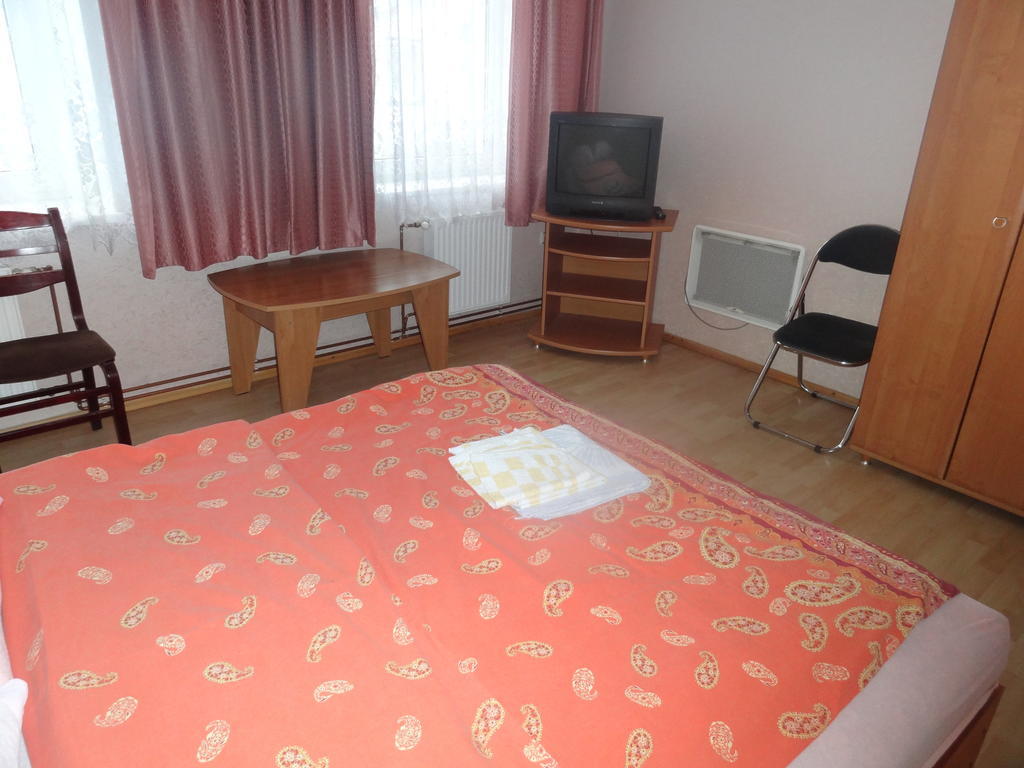 Hotel Rebir Даугавпилс Номер фото